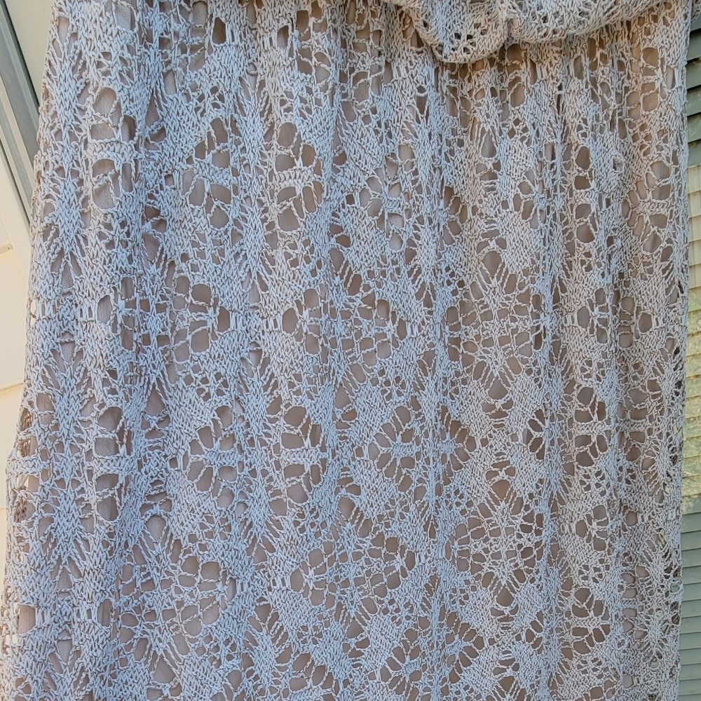 London Times Oatmeal Colored Lace Over Sleeveless Maxi Dress 6. - Picture 13 of 15